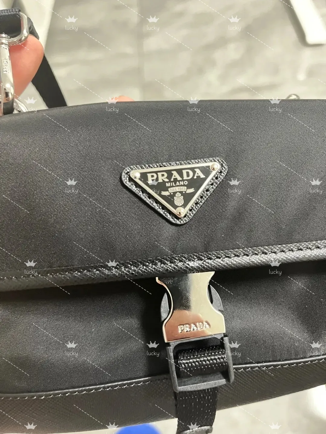 LUCKY PRADA Prada Re-Edition Horizontal Phone Bag Saffiano Silver Buckle  Camera Bag Phone Bag Functional Nylon Crossbody Shoulder Bag Black |  