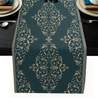 European Classic Retro Pattern Table Runner for Dining Table Wedding Decoration Rectangular Dining Table Runner Decorations