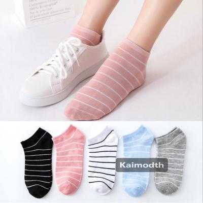 ถุงเท้า สีลูกกวาด สุดฮิตในเกาหลี ห้าสีพาสเทล ใส่ฤดูร้อน เนื้อนุ่ม เหมาะกับสาวๆวัยใส. KM99