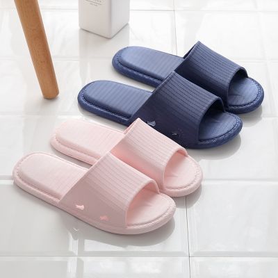 The new 2020 summer in female household slippers indoor antiskid soft bottom bathroom shower couple household cool slippers male