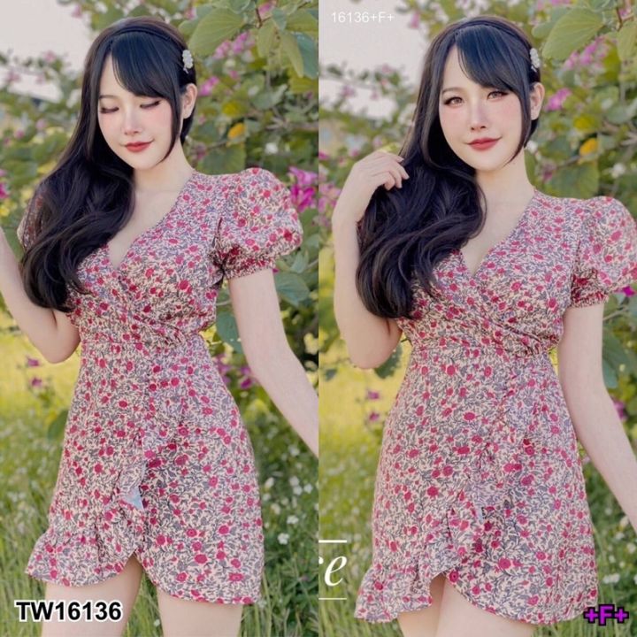 พร้อมส่ง-minidress-เดรสสั้น-คอวีแขนสั้น-ลายดอก-แขนตุ๊กตา-เนื้อผ้าไม่หนาใส่สบาย-ลายนี้น่ารักมากกก