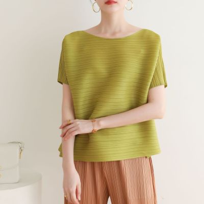 Womens Simple Casual Loose Pleated T-shirt