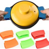 1 Pair Silicone Insulated Pot Ear Clips Grip Silicone Pot Holder Sleeve Pot Glove Pan Handle Cover Grip Kitchen Tools Other Specialty Kitchen Tools