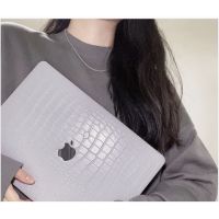 【คุณภาพสูง】เคสแข็งลายหนังจระเข้พร้อมฝาครอบแป้นพิมพ์สําหรับ Macbook Pro Air 13 15 11 Retina 12 A1706 A1708 A2141 A1932 A1466 A1502 A1707 A2179 A2289 A2251 A2338 A2337