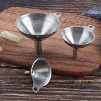 【CW】 3 In 1 Metal Funnel Set Separating Condiment Accessory Q5R9