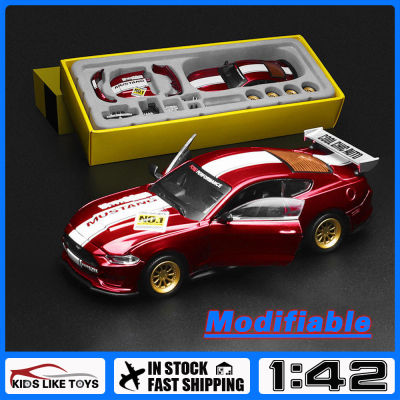 KLT 1:42 Ford Mustang GT Tuning Scale โลหะผสมประกอบของเล่นรุ่นรถ ยานพาหนะ Diecast สําหรับเด็กผู้ชายเด็กจําลองเสียงแสงผลของขวัญงานอดิเรกคอลเลกชัน