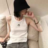 Moon Vest Yi Yang Qianxi Same Style Marine2020ss Moon Logo Sleeveless Elastic Sports Vest Outer Wear