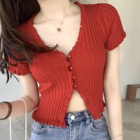 AimeiBeauty V-neck short sleeve lace stripe croptop T-shirt