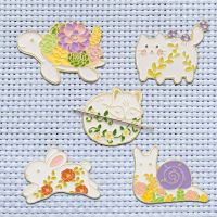 ✺✳✒ Magnetic Enamel Needle Minder for Cross Stitch Cartoon Flower Cat Fox Snail Needle Nanny Magnet Embroidery Needlework