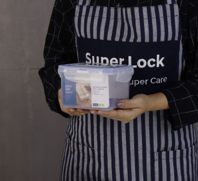 กล่อง ถนอมอาหาร พลาสติก  Super Lock 6141 มีฝาปิด ใส่ได้ทั้งร้อน,เย็น เข้าไมโครเวฟได้ ทรงเหลี่ยม 900 ml  ซุปเปอร์ล็อค