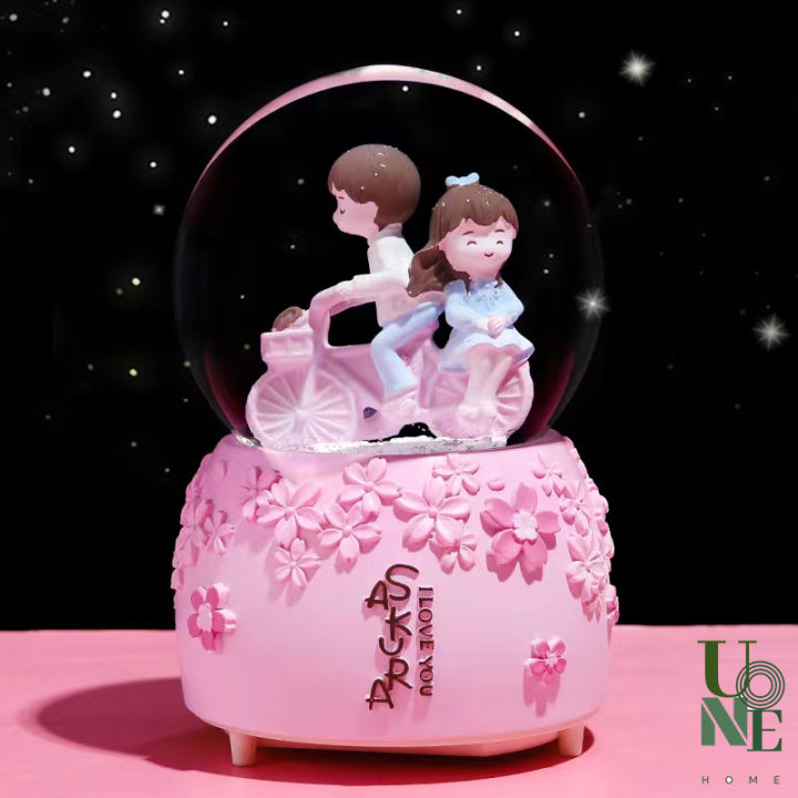 uonehome-พร้อมส่ง-h024-กล่องดนตรีลูกแก้ว-คู่รักโรแมนติก-ของขวัญวันเกิด-วาเลนไทน์-ให้เพื่อน-ให้แฟน-มีบริการห่อของขวัญ-การ์ด