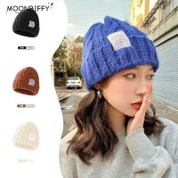 {Hat Shop} หมวกหมวกฤดูหนาวสำหรับผู้หญิงหมวกถักแฟชั่น Ins หมวกคู่ขนสัตว์รักษาความอบอุ่นผู้หญิงหมวกบีนนี่ถักเกลียวเย็นหมวกผู้หญิง