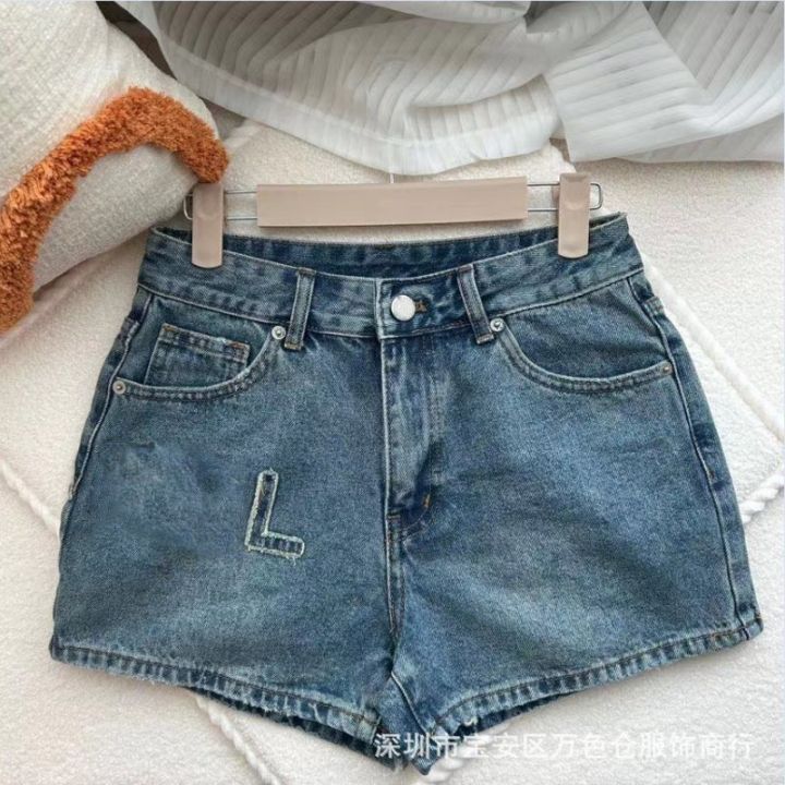 hewb-ch-l-2023-spring-and-summer-new-letter-embroidery-design-all-match-high-waist-denim-shorts-for-women