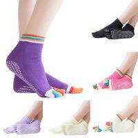 【Sock shop】ที่มีสีสันยืดหยุ่น5ถุงเท้านิ้วเท้าผู้หญิงลื่นถุงเท้าโยคะ Ballte สาวไม่ลื่นสุภาพสตรีพิลาทิสห้านิ้วออกกำลังกายกีฬาเกียร์