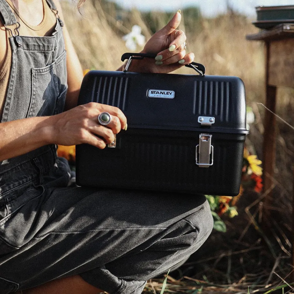 Stanley Classic Lunch Box 10 qt Matte Black