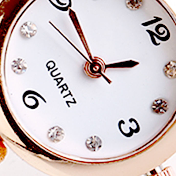 นาฬิกาข้อมือดีไซน์เก๋ของผู้หญิง-นาฬิกากำไลข้อมือแฟชั่นสีโรสโกลด์ปี2021