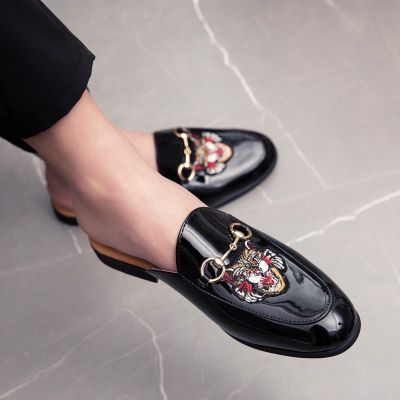 卐 Flat shoes 半拖鞋 乐福鞋 half shoe 豆豆鞋 men shoe loafers half shoes loafers men casual shoes men loafers men shoes slip on shoes men loafers men shoes half shoes for men 休闲鞋