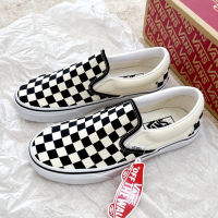 ǎแท้ VANS CLASSICS SLIP-ON ส่งไวส่งฟรี แวนส์ ได้ทั้งชายและหญิง รองเท้าผ้าใบ รองเท้าลําลอง