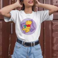 【Fashion】New Streetwear Harajuku T-shirt Winnie The Pooh Bee Disney Aesthetic Short Sleeve Round Neck Leisucre High Quality Top Kawaii Comfy แฟชั่นแขนสั้นผ้าฝ้าย