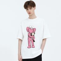 Kaws เสื้อ ใส่ได้ทั้งชายหญิง oversize เสื้อยืดน่ารักๆ เสื้อเชิ้ตแขนสั้น เสื้อผ้าแฟชั่น เสื้อยืดคอกลม ลายการ์ตูน พร้อมส่ง