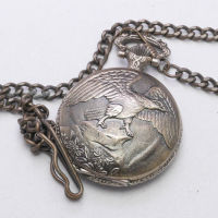 นาฬิกา Vintage มือสองญี่ปุ่น Pocket Watch นาฬิกาพก ระบบ QUARTZ พร้อมโซ่ ทรงกลม กรอบเงิน หน้าขาว หน้าปัด 46มม. ตัวเรือนสแตนเลสสลักลวดลายใช้งานได้ปกติ สภาพดี ของแท้ ไม่กันน้ำ