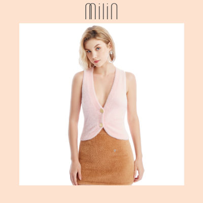 [MILIN] V-neck fluffy Cropped fitted knitted vest เสื้อกั๊กคอวีทอนิตติ้งขนนุ่มทรงครอปเข้ารูป / Cuddle Vest