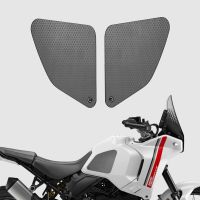 HOTnew สำหรับ Ducati Desertx Desertx Desert-X 2022 2023แผ่นสติกเกอร์ติดถังกันลื่นที่ยึดเข่าแผ่นรองด้านข้าง