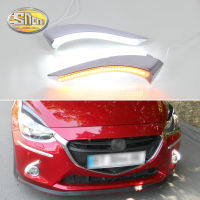 SNCN ไฟเดย์ไลท์รถ DRL LED 2ชิ้นสำหรับ Mazda 2 2015 2016 2017สัญญาณไฟเลี้ยวสีเหลืองสัญญาณไฟเลี้ยวสำหรับไฟตัดหมอกหลอดไฟขับขี่เวลากลางวัน