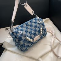 High-grade textured pearl chain one-shoulder armpit bag female 2022 new trendy fashion hot style Messenger bag pillow bag 【APR】