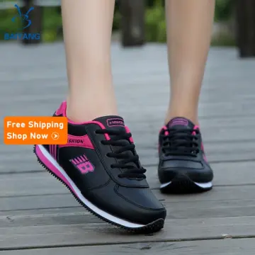 bata women sports shoes