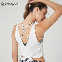 Wakingbee Split Back Cover (White) เสื้อคลุมออกกำลังกาย ใส่ทับสปอร์ตบรา ผ่าหลัง ผูกได้ สีพาสเทลสวย ผ้าแห้งไว