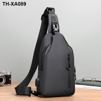 ℗♝ The new portable chest package male s simple pure inclined bag sports leisure outdoor mobile