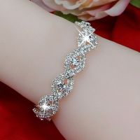 Party Dress Elegant Deluxe Austrian Crystal Bracelet Women Infinity Rhinestone Bangle Gift (Color: Silver)