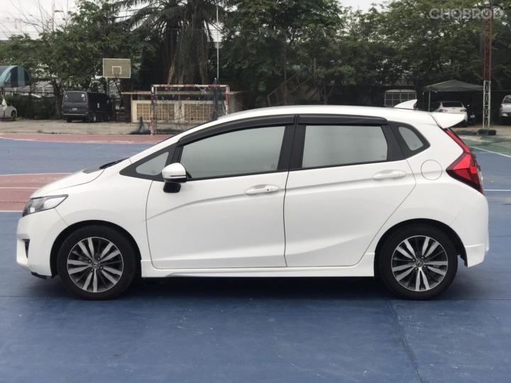 ครอบฝาถังน้ำมัน-ฝาถังน้ำมัน-ฮอนด้า-แจ๊ส-โครเมี่ยม-honda-jazz-ครอบฝาถังโครเมี่ยม-ปี-2014-ปัจจุบัน