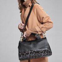 Chloeh Hornbye Shop Leopard Large-capacity Bag Womens Bag New Fashion Handbag Womens Bag Soft Bag Tote Outdoor One Shoulder Bag Cross Body Bag Casual Retro Handbag