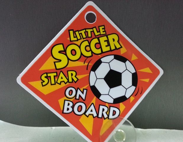 ป้ายพลาสติก-ติดด้วยจุ๊บดูดกระจก-คำว่า-soccer-star-on-board-ป้าย-คำพูด