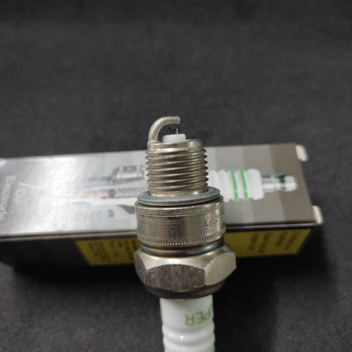 สุดคุ้ม-หัวเทียน-เครื่องยน-2-จังหวะ-g150-g200-fg230-w7bc-แท้-spark-plug-เครื่องตัดหญ้า-เครื่องพ่นยา-ราคาถูก-หัวเทียน-รถยนต์-หัวเทียน-มอเตอร์ไซค์-หัวเทียน-รถ-มอเตอร์ไซค์-หัวเทียน-เย็น