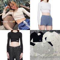 เสื้อแขนยาว เสื้อกันหนาว เสื้อกันหนาว ผญ เสื้อกันหนาว ผช Axw bodywear crop top???(290฿ฟรีส่ง) ไอเท็มสุดฮอต?ที่สาวๆห้ามพลาดเลยค่า! เสื้อครอปแขนยาว ดีเทลชายเสื้อเย็บติดโลโก้แบรนด์