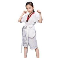 ชุด Dobok คาราเต้ยูโดชุดเทควันโดสีขาวสำหรับทั้งชายและหญิงชุดเครื่องแบบ Gi TKD ใหม่