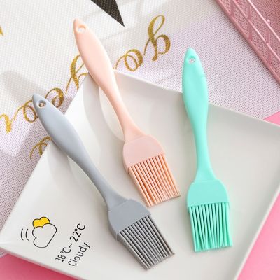 New Silicone Brushes Grill Barbecue Baking Cooking Oil Brushes Kitchen Accessories Summer BBQ Tools