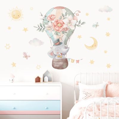 Cartoon Elephant Hot Air Balloon Watercolor Wall Sticker Nursery Vinyl Removable Wall Decals Girls Baby Room Interior Home Decor