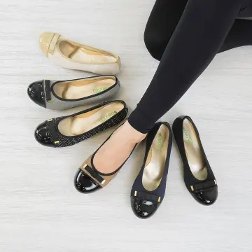 Nice flat shoes deals for ladies