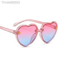 ▬ Fashion Brand Heart Kids Sunglasses Children Retro Cute Pink Cartoon Sun Glasses Frame Girls Boys Baby Sunglasses UV400 Eyewear