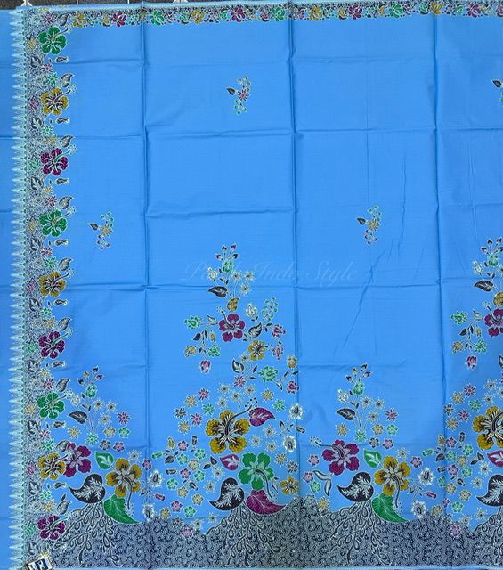 ผ้าพัน-ผ้าปาเต๊ะ-ผ้าบาติก-ผ้าตัดชุด-สีฟ้าลายชบา-ขนาด-2-เมตร