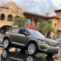 1:32 VOLVO XC40 Alloy Car Model Diecast Metal Toy Vehicles Sound Light Collection Simulation Car Boy For Childrens Birthday Gift