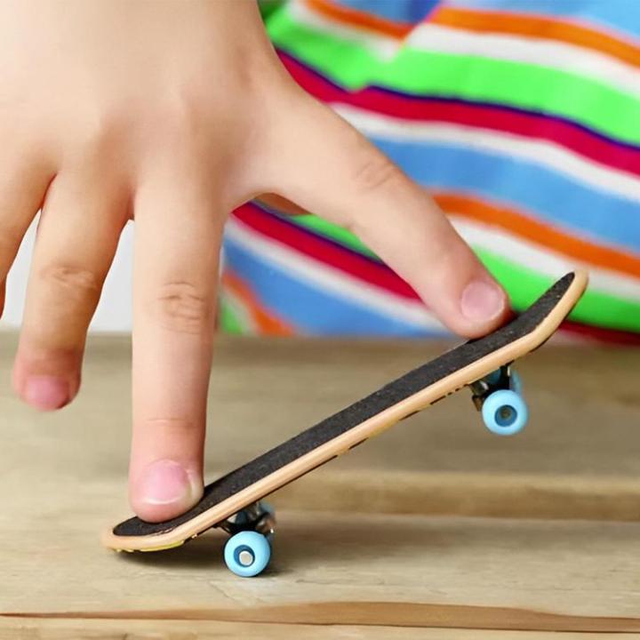 finger-skateboard-ramp-set-finger-board-skate-park-kit-fingerboard-skate-park-ramp-mini-finger-skateboard-ultimate-park-set-ramps-for-kids-birthday-gift-beautifully