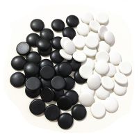 70 Pieces Diameter 18mm Plastic Go Set Multifunctional Game Pieces Black and White Chess Pieces