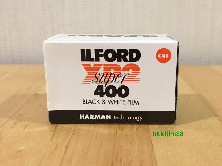 ฟิล์มขาวดำ ILFORD XP2 Super 400 35mm 13536 Black and White Film C41