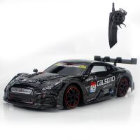 รถดริฟท์การแข่งรถรถ RC สำหรับเด็ก Gtr/lexus 2.4G รถ4WD รีโมตควบคุมวิทยุออฟโรดรุ่นแชมป์