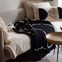 Nordic Black And White Double-sided Wool Blanket Throw Graffiti Abstract Knitted Knee Blanket Cover Office Lunch break Bed Cover